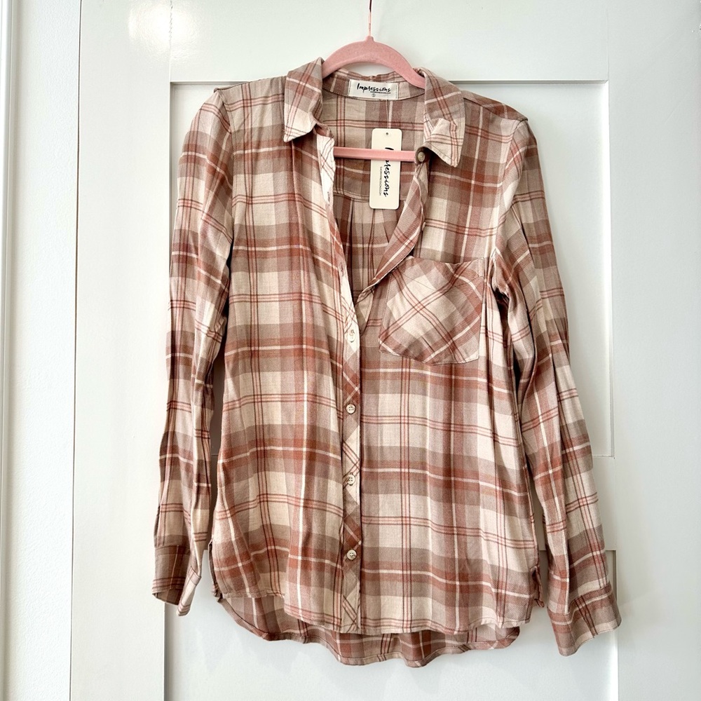 NWT Neutral Flannel Button Down!